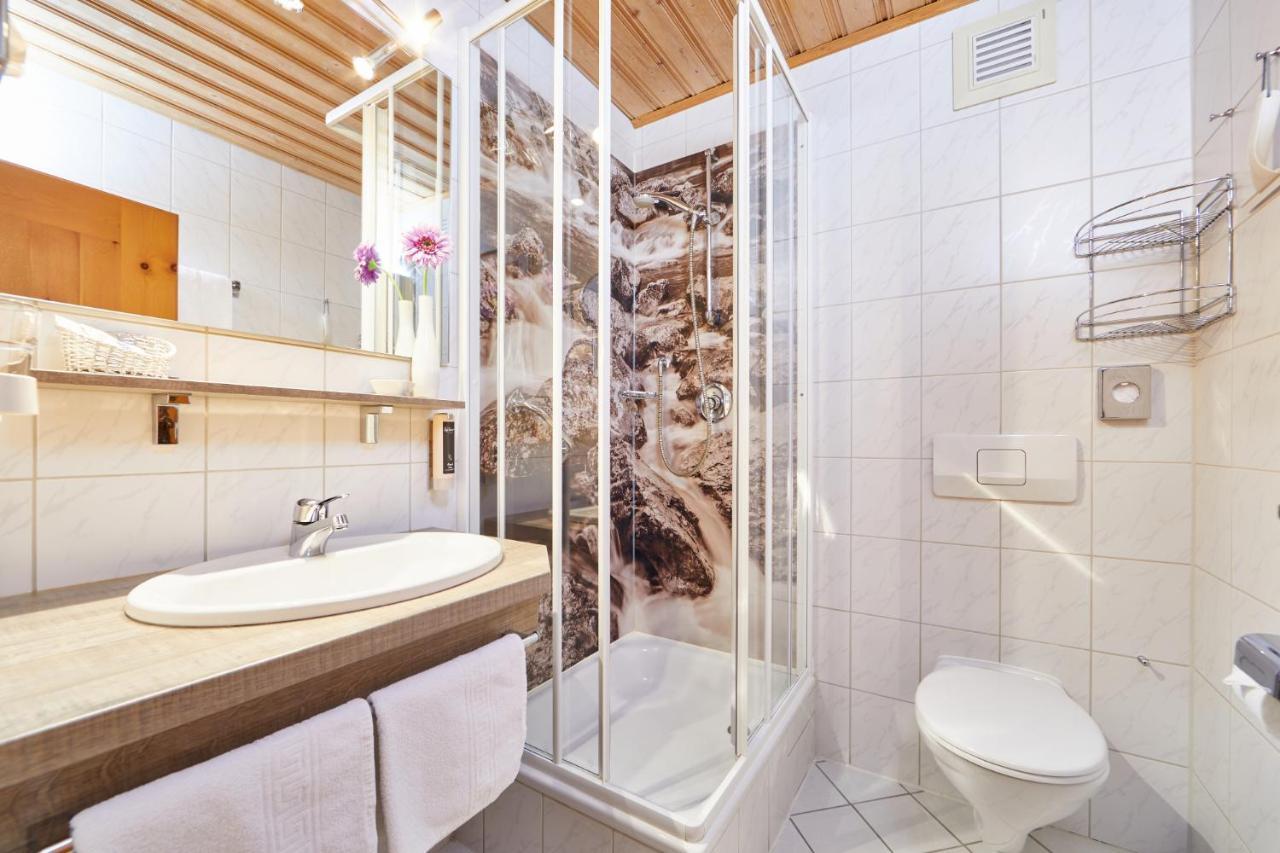 Landhotel Zum Bad Крун Экстерьер фото