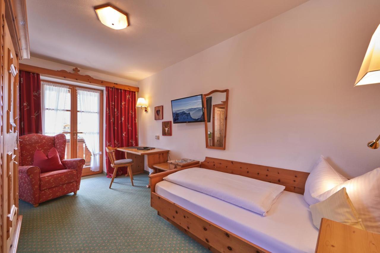 Landhotel Zum Bad Крун Экстерьер фото