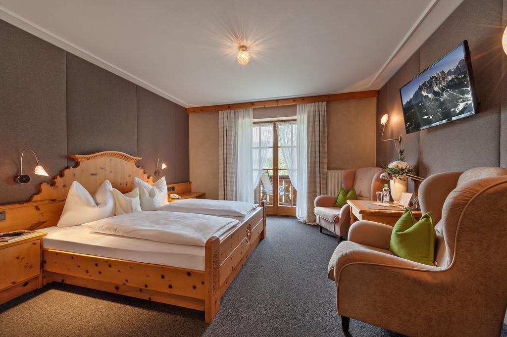 Landhotel Zum Bad Крун Экстерьер фото