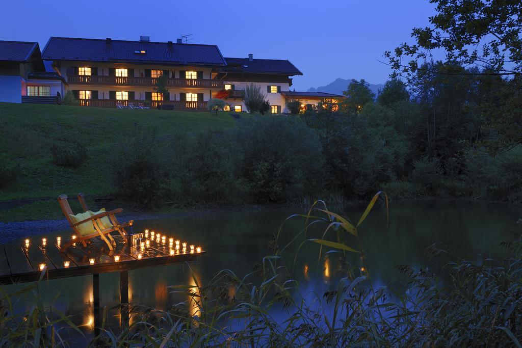 Landhotel Zum Bad Крун Экстерьер фото